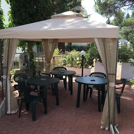Hotel Franca 2*