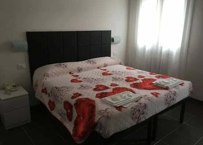 Franca מלון ריולו טרמה