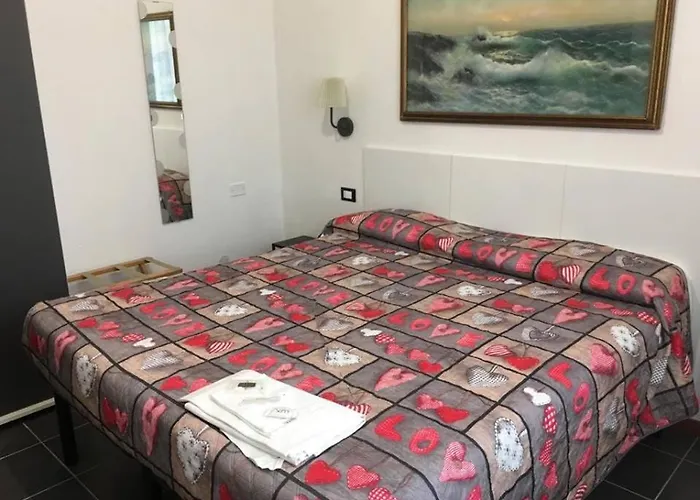 Franca מלון ריולו טרמה